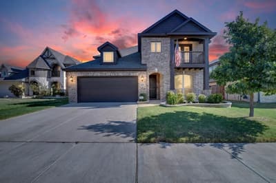 4828 Hazy Hollow Lane, Crowley TX 76036