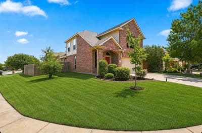 12152 Thicket Bend Drive, Fort Worth TX 76244 - Photo 3