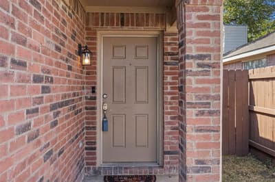 8570 Bearden Lane, Dallas TX 75227 - Photo 5