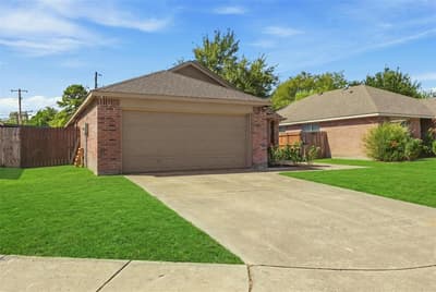 8570 Bearden Lane, Dallas TX 75227 - Photo 4
