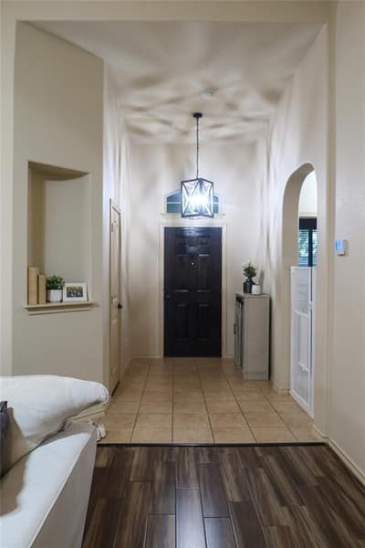 532 Vidalia Court, Fort Worth TX 76052 - Photo 2