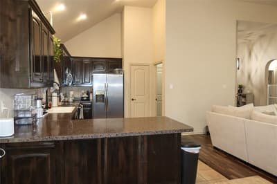 532 Vidalia Court, Fort Worth TX 76052 - Photo 5