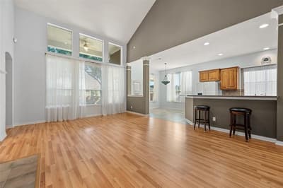 2405 Moon Dance Court, Arlington TX 76001 - Photo 3