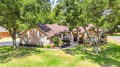 6021 Melrose Circle, Granbury TX 76049 - Photo 2