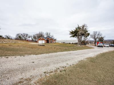 136 Alyssa Court, Weatherford TX 76085 - Photo 3