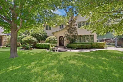 860 N Bailey Avenue, Fort Worth TX 76107 - Photo 2