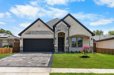 406 SW 16th Street, Grand Prairie TX 75050 - Photo 2
