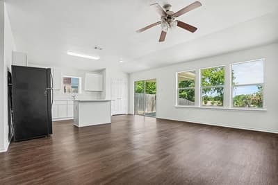 2640 Pioneer Bluffs Road, Balch Springs TX 75181 - Photo 4
