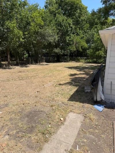 1033 Lockhart, Sherman TX 75092 - Photo 3