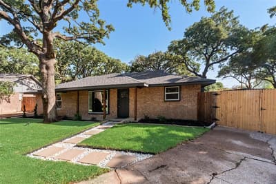 3500 Raynorwood Court, Arlington TX 76015 - Photo 3