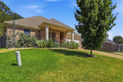 172 Overland Trail, Willow Park TX 76087 - Photo 2