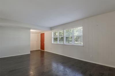 326 Westview Terrace, Arlington TX 76013 - Photo 4