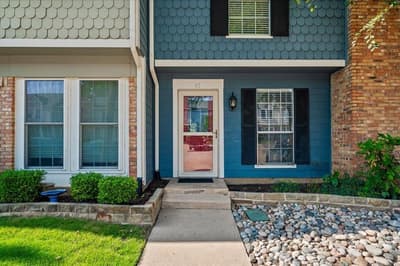 41 Abbey Road, Euless TX 76039 - Photo 2