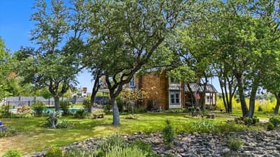 8941 Crest Wood Drive, Fort Worth TX 76179