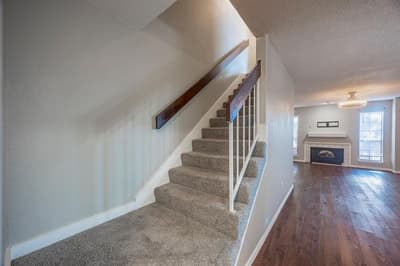 7337 Kingswood Circle, Fort Worth TX 76133 - Photo 3