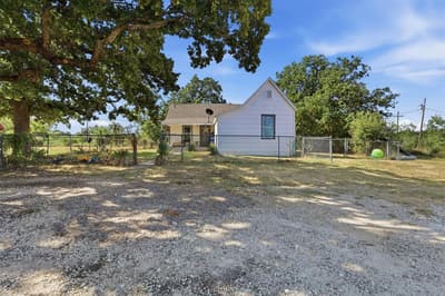 1141 County Road 426, Cleburne TX 76031 - Photo 3