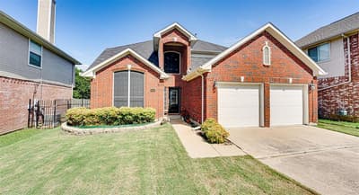 3925 Silver Meadow Lane, Grand Prairie TX 75052
