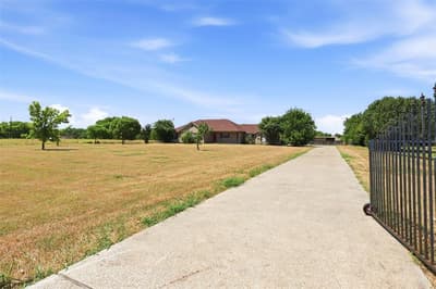5642 County Road 597, Farmersville TX 75442