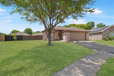 1002 James Donald Lane, Glenn Heights TX 75154 - Photo 4