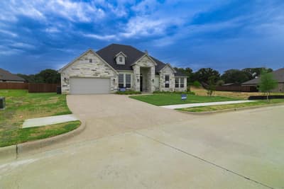 2489 Timber Hills Drive, Burleson TX 76028 - Photo 2