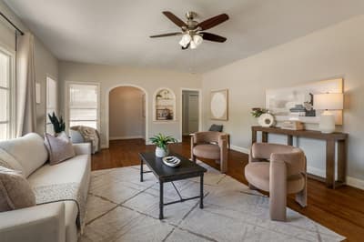 805 S Tyler Street, McGregor TX 76657 - Photo 3