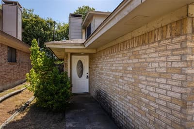 125 Allencrest Drive, White Settlement TX 76108 - Photo 3