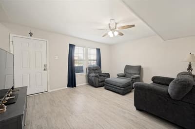 1905 W Morton Street # 1, Denison TX 75020 - Photo 5