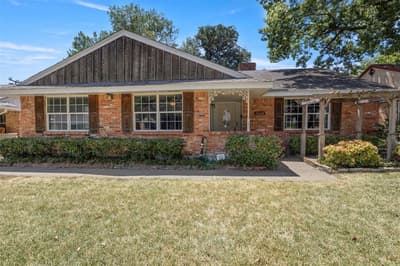 10636 Chesterton Drive, Dallas TX 75238 - Photo 2