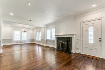 5027 Stoneleigh Avenue, Dallas TX 75235 - Photo 3