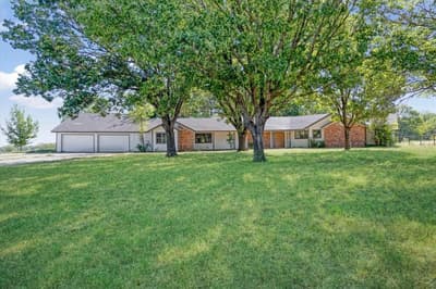 5292 Preston Road, Denison TX 75020
