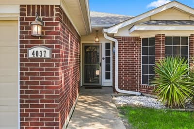 4037 Staghorn Circle N, Fort Worth TX 76137 - Photo 3