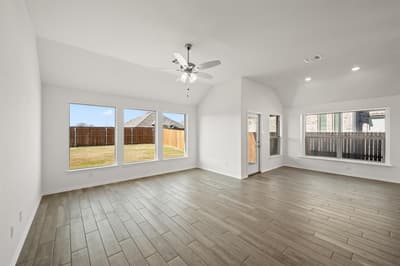 4553 Sweet Clover Lane, Fort Worth TX 76036 - Photo 3
