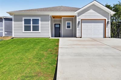 1312 Phoenix Court, Granbury TX 76048 - Photo 2