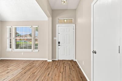 324 Camp Creek Drive, Arlington TX 76002 - Photo 3