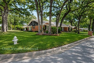 832 Wheelwood Drive, Hurst TX 76053 - Photo 2