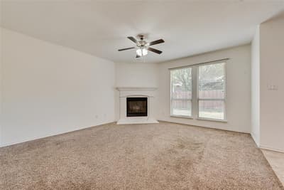 11321 Gold Canyon Drive, Fort Worth TX 76052 - Photo 3
