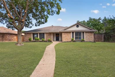 917 Francis Street, Lancaster TX 75146