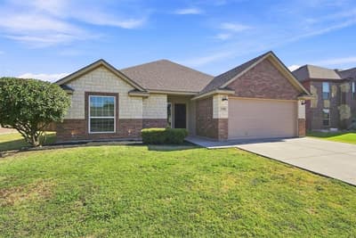 1720 Lakeway Drive, Cleburne TX 76033