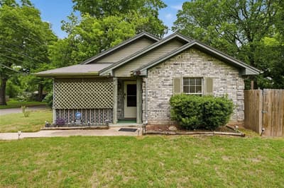 1300 Spring Street, Waco TX 76704