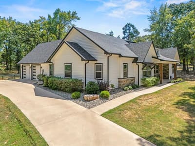 222 Rs County Road 4269, Emory TX 75440 - Photo 2