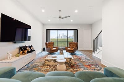 381 E Greenbriar Lane # 1603, Dallas TX 75203