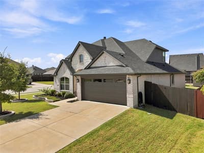 251 Bear Trail, Waxahachie TX 75165 - Photo 2