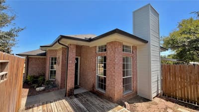 405 Odell Street, Cleburne TX 76033 - Photo 3