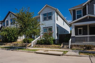 1577 Jackson Street, Carrollton TX 75006