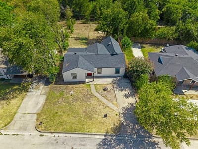 2708 Burchill Road S, Fort Worth TX 76105 - Photo 5