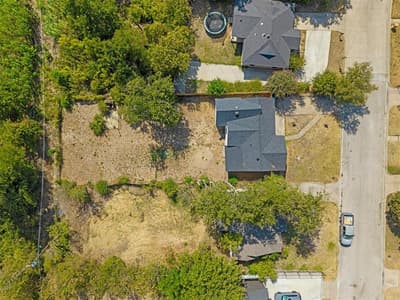 2708 Burchill Road S, Fort Worth TX 76105 - Photo 4