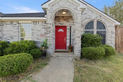 1302 Ryan Drive, Mesquite TX 75149