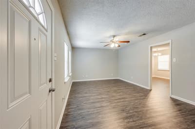 601 Biggs Terrace, Arlington TX 76010 - Photo 2
