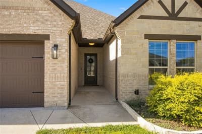 713 Chaparral Road, Sanger TX 76266 - Photo 3