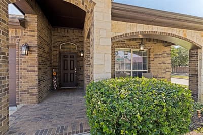8200 Misty Water Drive, Fort Worth TX 76131 - Photo 2